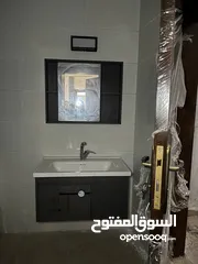  8 شقة للبيع طابق اول