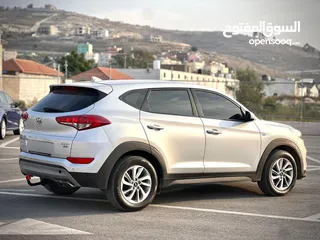  10 هونداي توسان/2017  فل بدون فتحة سقف 4x4