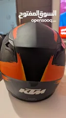  2 خوذة KTM استعمال قليل دون خدش ECE22 بحالة ممتازة جدا حجم XL
