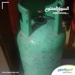  1 جره غاز فيها شوي للببع