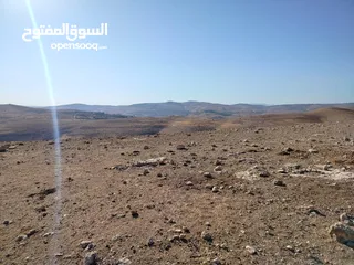  17 قطعة ارض 3دونمات ونصف فقط  مطلة ومرتفعه واصل جميع خدمات شرق جرش دحل