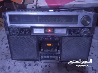  1 مسجل نوع JVC الراديو شغال فقط للبيع