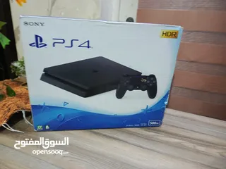  2 بلايستيشن فور سلم مع كرتونة للبيع بحالة الوكالة قابل للتفاوض