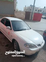  1 هونداي لانترا