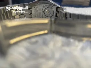  2 ساعة سواتش نسائية معدنية للبيع