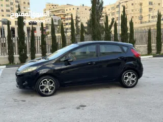  3 فورد فيستا