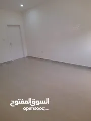  19 شقة روف مجدد بالكامل في عبدون للايجار