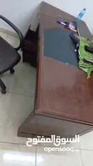  1 طاولة مكتب + كنبايتين بسعر حرق