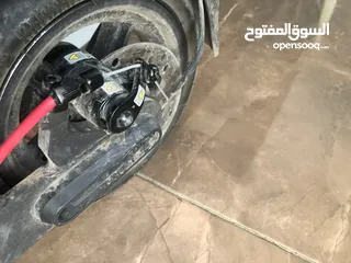  5 سكوتر كهربائي