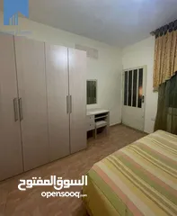 6 شقة أرضية مميزة للبيع في أم السماق  - قرب إشارة الدر المنثور 165م مع ترس وحديقة 120م