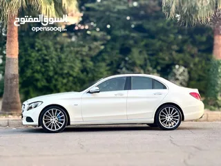  1 Mercedes C350e