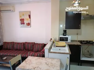  5 شقة دار و صالة للايجار باليوم على طريق المرسي في تونس العاصمة