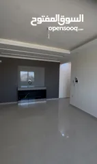  3 شقة جديدة ارضي معلق للبيع