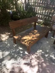  8 كراسي وجلسات خشب