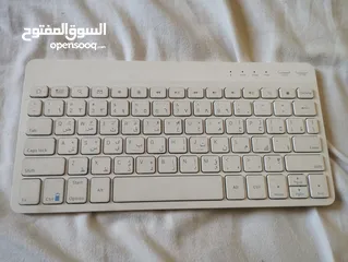 4 تابلت الكاتيل للبيع بحالة ممتازه  + كيبرد