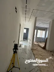  9 شقة طابق رابع مع روف للبيع في اربد مجمع عمان الجديد بمساحة185