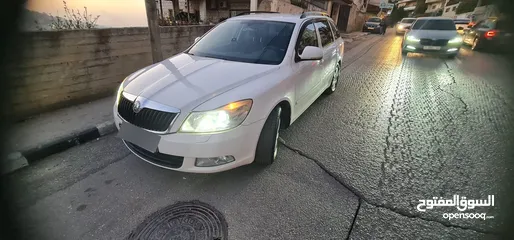  6 سكودا اوكتافيا ستيشن 2012