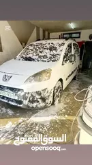  5 بيجو بارتنر 2010