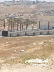  7 اراضي مميزه جدا ذات اطلاله رائعه للبيع فورا بمساحات مختلفه
