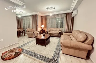  1 شقة كبيره ومميزة في ارقى منطقة في ضاحية الرشيد (مع جاكوزي)