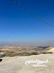  5 ارض للبيع في الكمشه بالقرب من شارع الاردن و مطعم قصر الجبل مميزه جدا