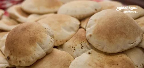  1 يوجد لدينا عجانه مخبز 100كيلو مع عده مخبز شعبي بالكامل للبيع استعمال شهرين فقط