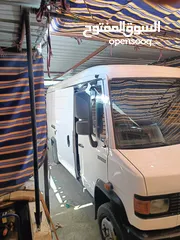  2 باص مرسيدس فان