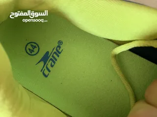  5 حذاء رياضي ماركه Crane مريح جدا , , مقاس 44 made in Vietnam