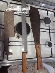  1 سواطير اصليه عدد 3 وسكين شاورما كلهم