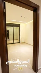  18 شقة للبيع طابق ارضي 95م مع ترس 50م (سكنية - استثمارية) في ديرغبار شارع ال 60 ، مطبخ راكب ، تدفئة غاز