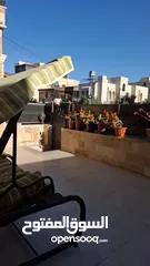  10 شقة ارضية فاخرة للبيع