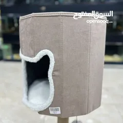  8 بيوت مع خداشات للقطط