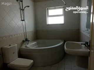  16 شقة غير مفروشة للإيجار 380م2 ( Property 17687 ) سنوي فقط