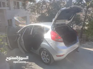  8 فرد فيستا للبيع 2012