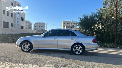  1 مرسيدس e200 elegance 2004 بحالة  ممتازة