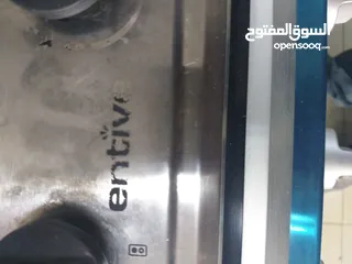  2 غاز بلد ان عينتين نوع انتيف استيل مستخدم بحاله ممتازه