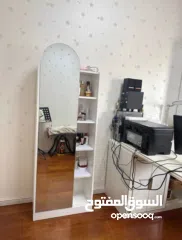  5 مرآة أرضية فاخرة مع رفوف جانبية – قطعة ديكور تخطّف الأنظار حوّلي أي زاوية في بيتك لمساحة أني