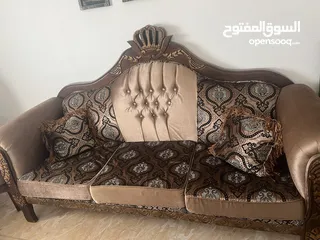  1 طقم كنب نظيف للبيع