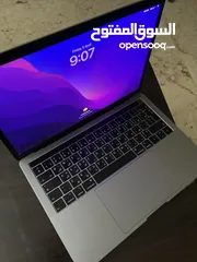  1 MacBook pro