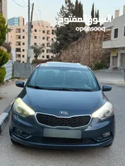  2 سيراتو 2014.مع فتحه .اصل خصوصي .اتماتيك .فيها تغير سمكه فخده .مرخصه ومامنه رام لله او الخليل