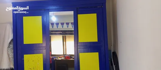  2 خزانه غرفه نوم اطفال للبيع بداعي التجديد