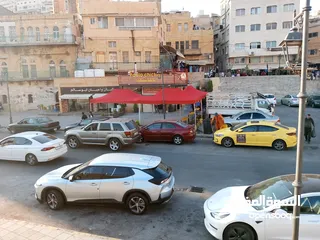  1 مظلات للبيع استعمال شهر واحد فقط عدد 3