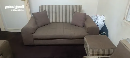  4 طقم كنب كورنر للبيع ب 100 دينار