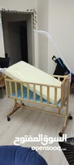  1 swinging cradle / crib