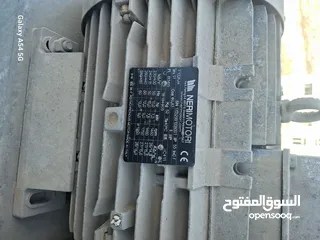  14 مصعد صناعي من 500 كغم  _ 1000 كغم شغال بحاله جيده استعمال خفيف/وتربين إيطالي 10حصان بحاله جيدة.