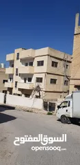  2 عمارة من اربع طوابق العمارة فارغة