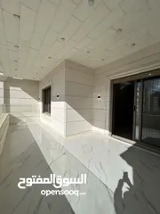  8 شقة طابق اول مساحة 245 متر سوبر ديلوكس بأجمل مناطق الجبيهة
