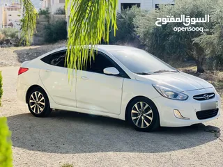  7 هونداي اكسنت 2017 للبيع اصل برايفت مطور 1.4 / 6 غيار