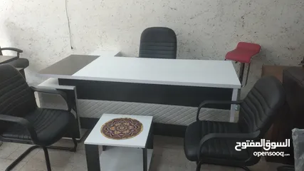  22 ‏مكتب مدير متميز   مكتب + الجانبية مع طاولة أمامية مقياس مترين