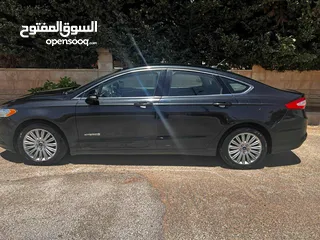  1 فورد فيوجن لون اسود موديل 2013se